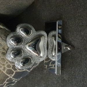 Paw print stocking holder